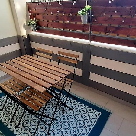 Appartement Avec Terrasse Toulon Exteriör bild