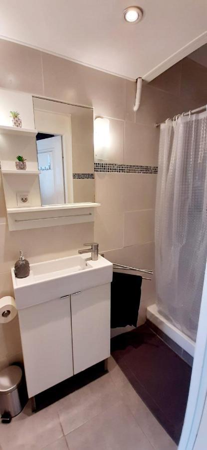 Appartement Avec Terrasse Toulon Exteriör bild