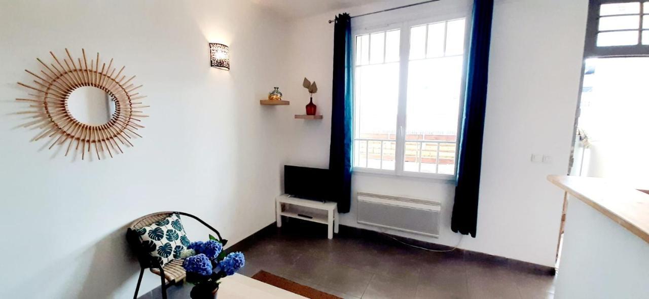 Appartement Avec Terrasse Toulon Exteriör bild
