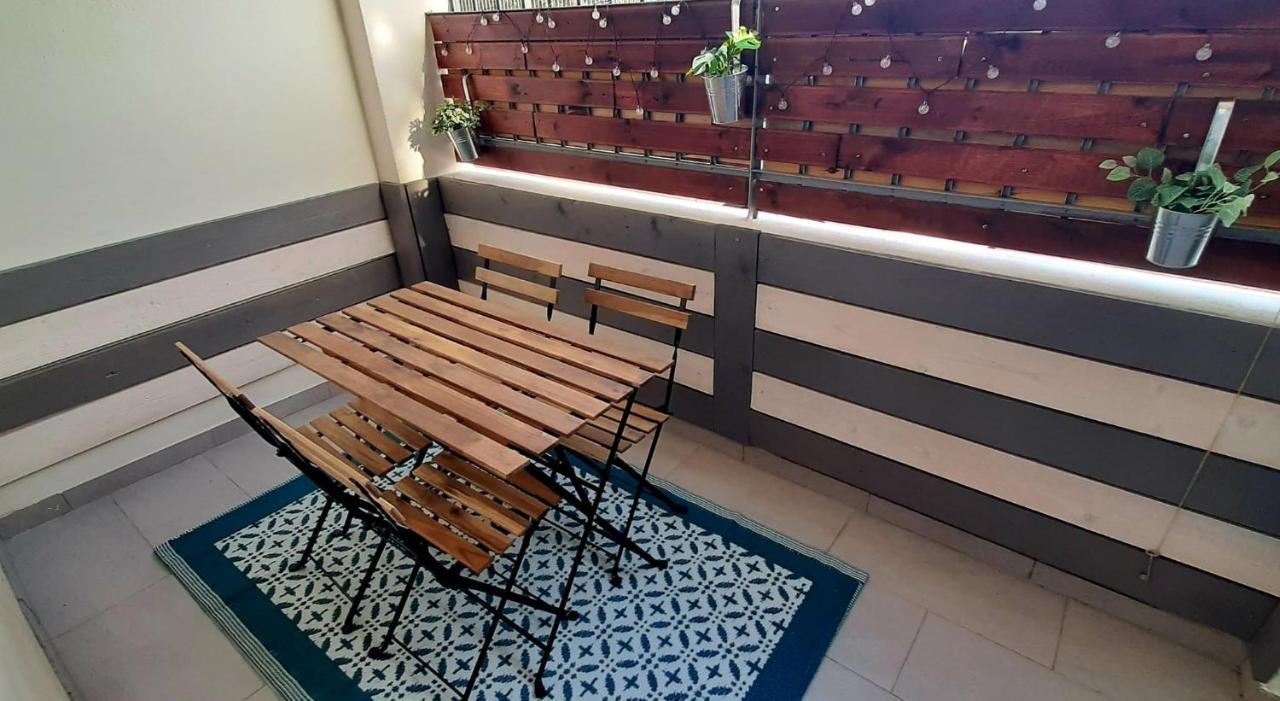 Appartement Avec Terrasse Toulon Exteriör bild
