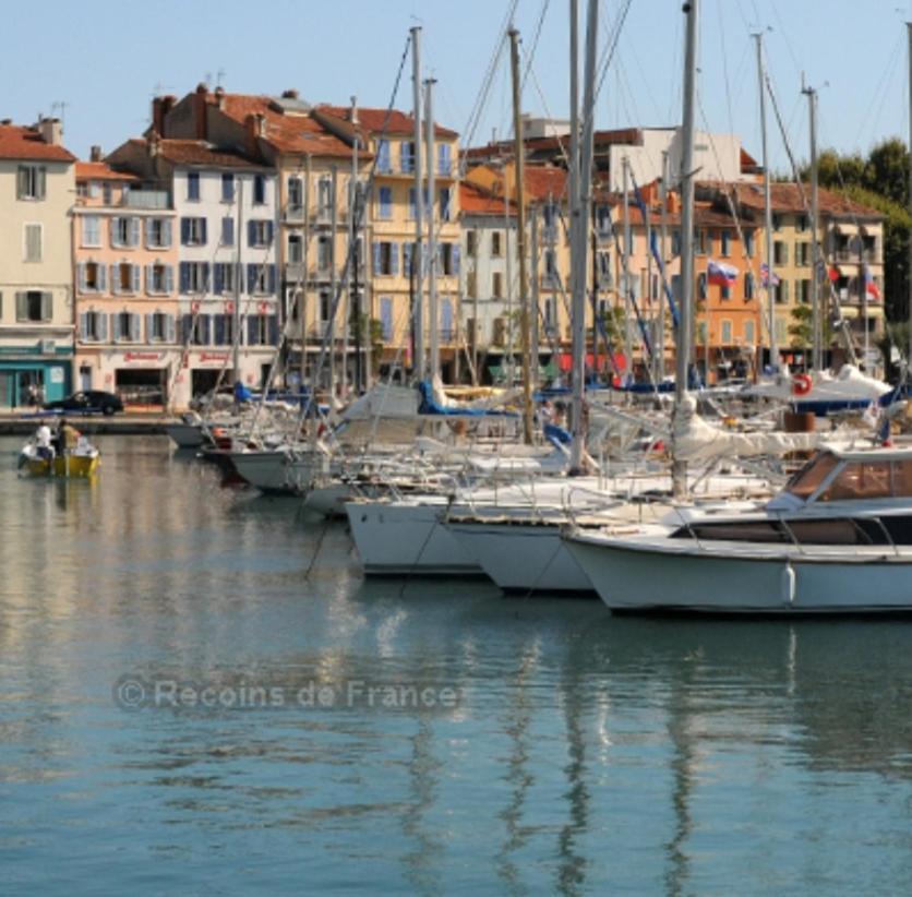 Appartement Avec Terrasse Toulon Exteriör bild